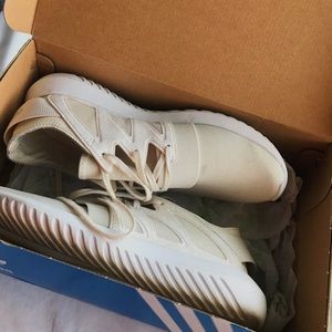 adidas Shoes - Adidas adidas Shoes - Adidas